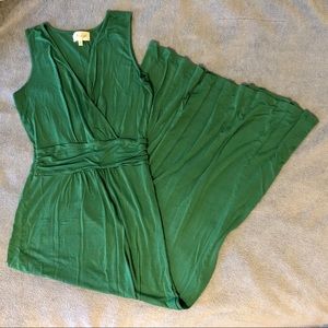Green maxi dress
